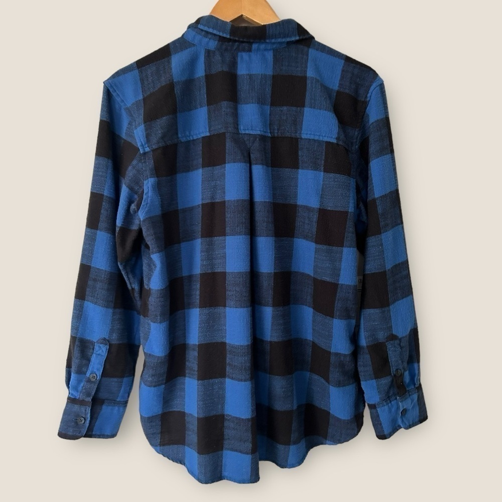 American Eagle Plaid Boyfriend Fit Button Down Flannel Shirt - Picture 6 of 8